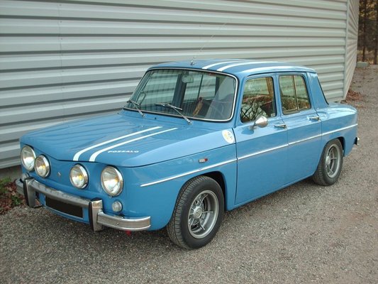 voiture de collection RENAULT R8 Gordini Cliquez pour agrandir