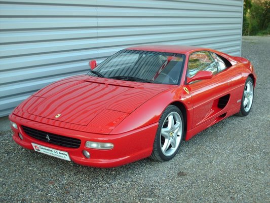 voiture de collection FERRARI F355 Berlinetta Cliquez pour agrandir