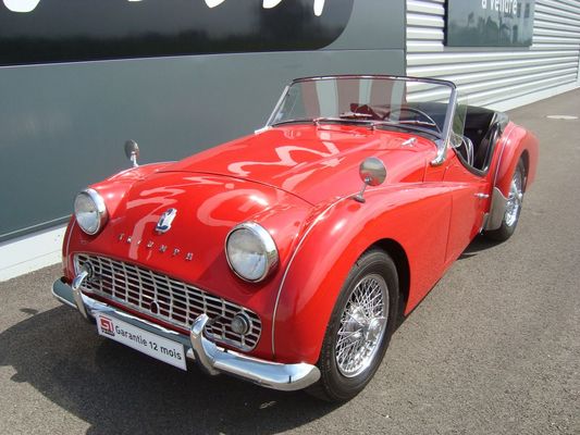 voiture de collection TRIUMPH TR3 A Cliquez pour agrandir