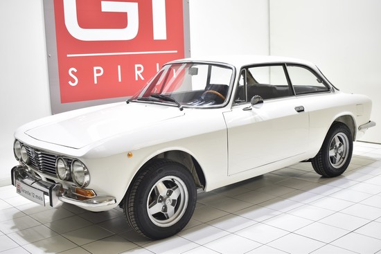 ALFA ROMEO - 2000 Coup GT Veloce