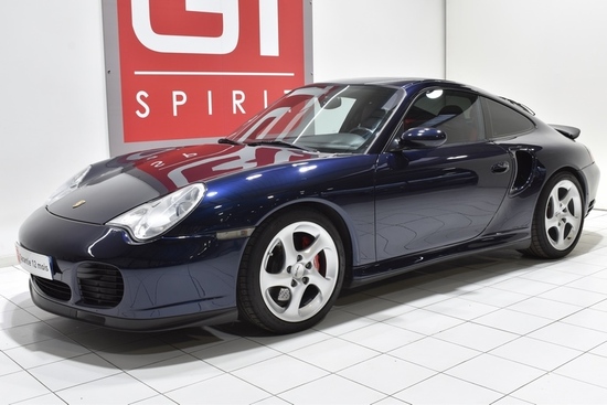 PORSCHE - 996 Turbo